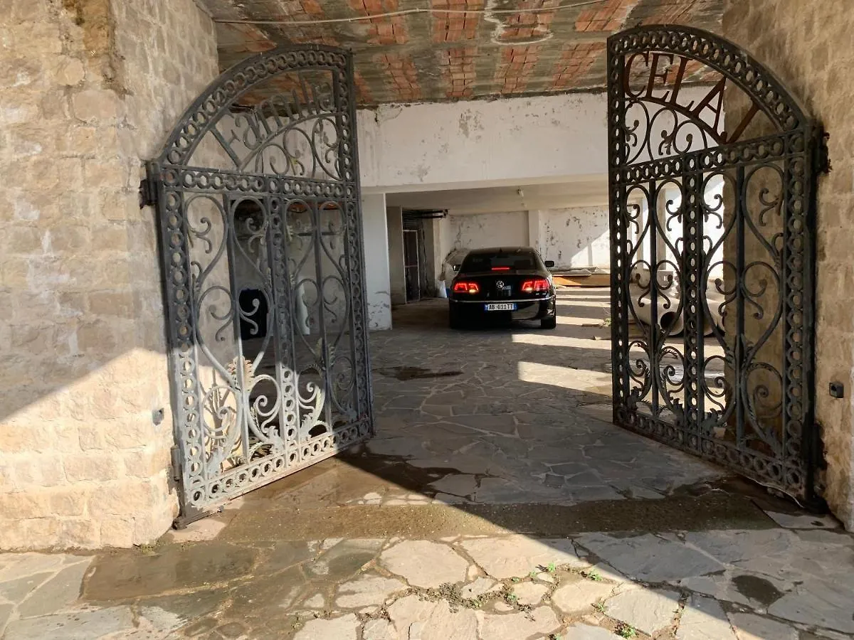 Villa Celaj “The Castle” Kruje